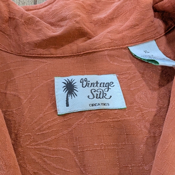 Tommy Bahama Mens Hawaiian Shirt XL Salmon 100% Silk Short Sleeve Casual - Picture 5 of 9